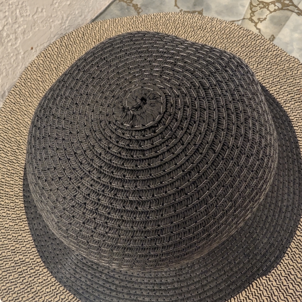 Time and Tru Black and Tan Wide Brim Hat - Picture 3 of 7